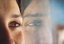 (D)io allo specchio. Giovani e ricerca spirituale