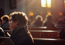 Lontano dalla Chiesa